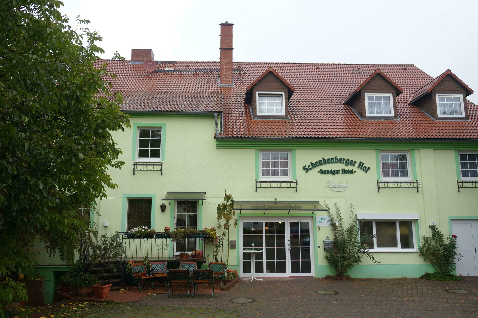 Hotel Bad Schmiedeberger Hof Buitenkant foto
